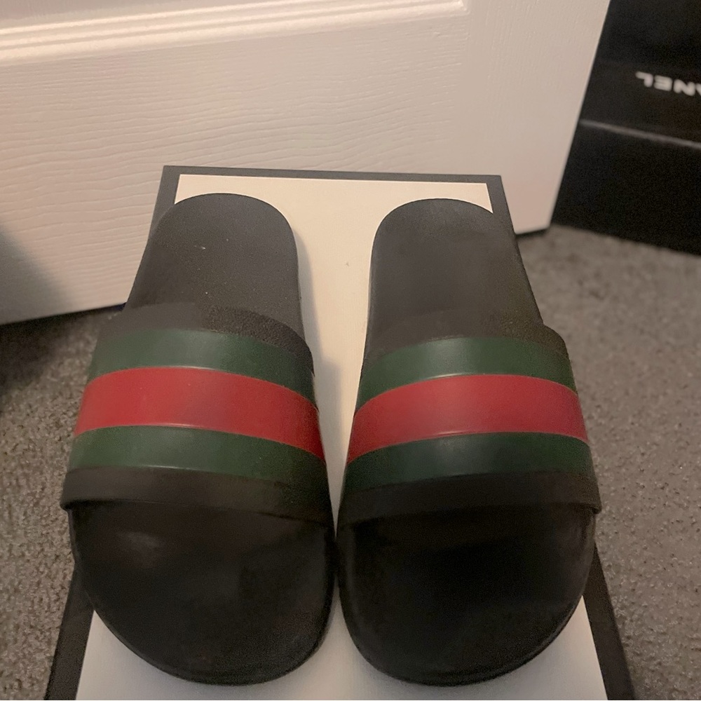 Gucci slides